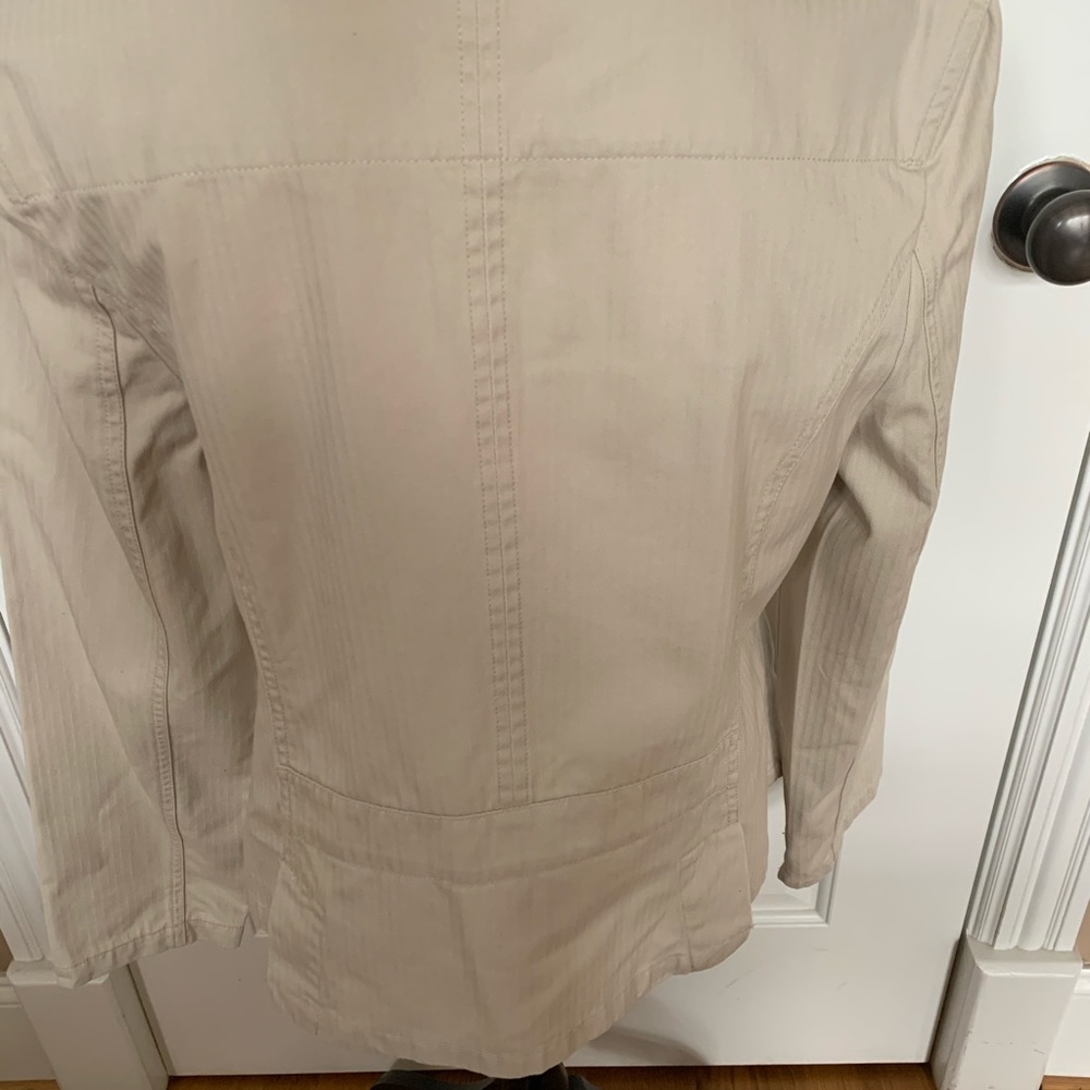 Ladies Blazer. - Picture 4 of 5
